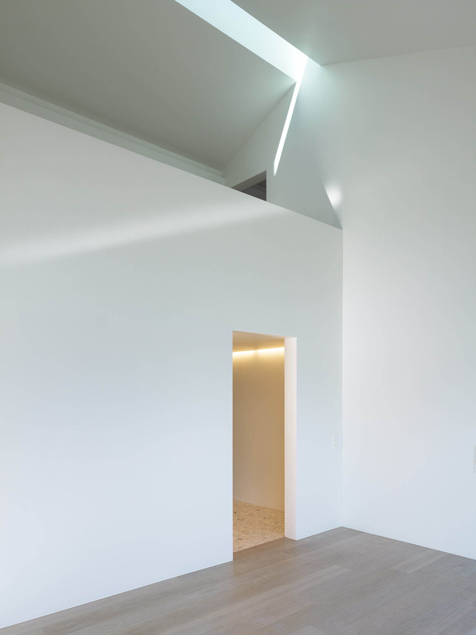 E15543 Alpa 049108 SCREEN